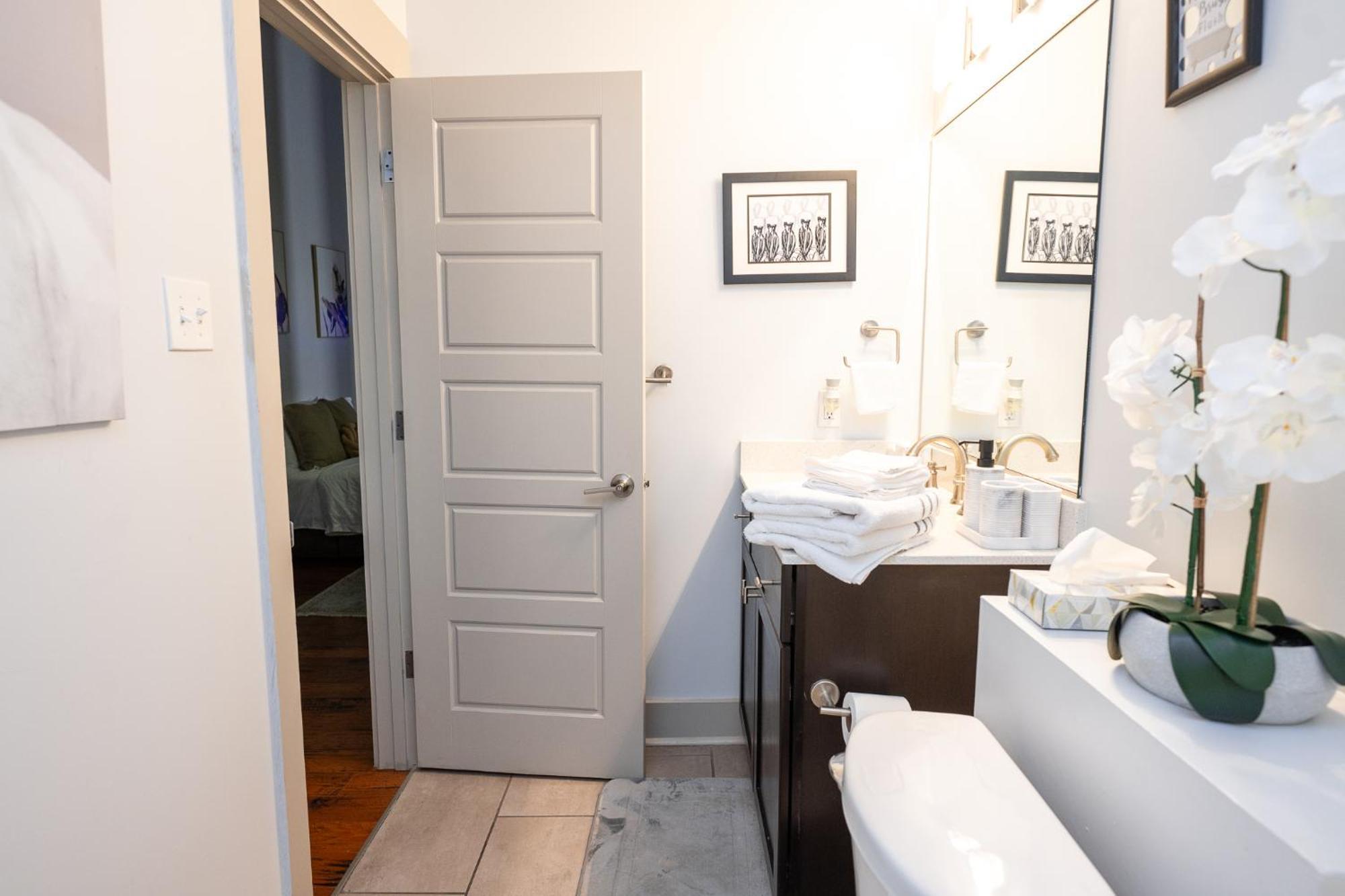 French Quarter Oasis Apartment *